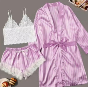 PIJAMA CON LENCERIA VS