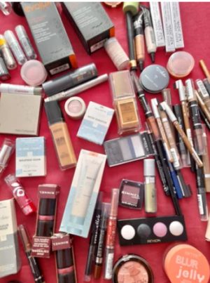 MAQUILLAJE VARIADO