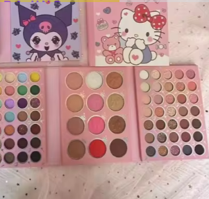 MAQUILLAJE KUROMI