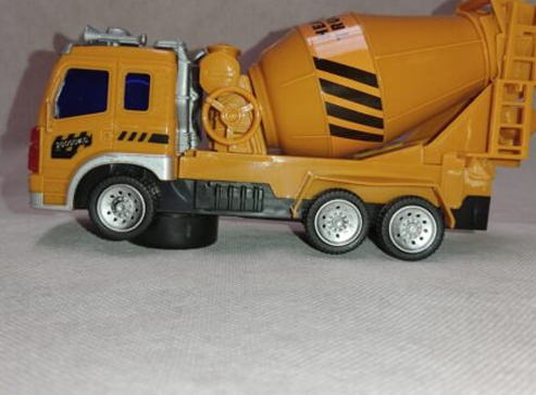 CAMIONCITO DE CONSTRUCCION