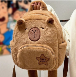 MOCHILA CAPIBARA PELUCHE
