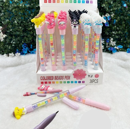 PLUMA SANRIO DE LETRAS